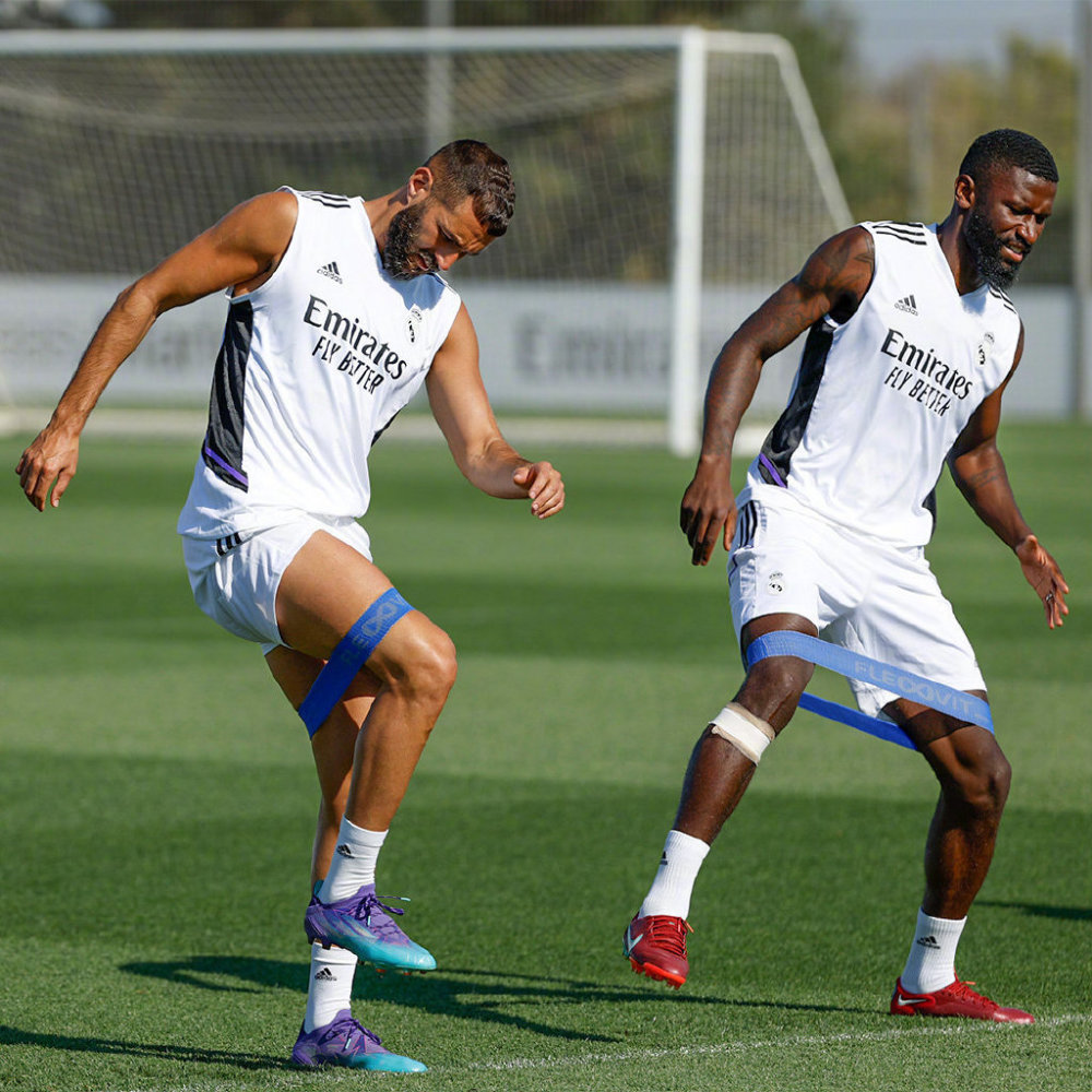 九游游戏平台今夜完成体检引欢呼集结日西汉姆调整名单以备欧超杯之后，转会期圣安东尼奥马刺官宣签约的简单介绍